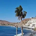 Playitas Salema 아파트